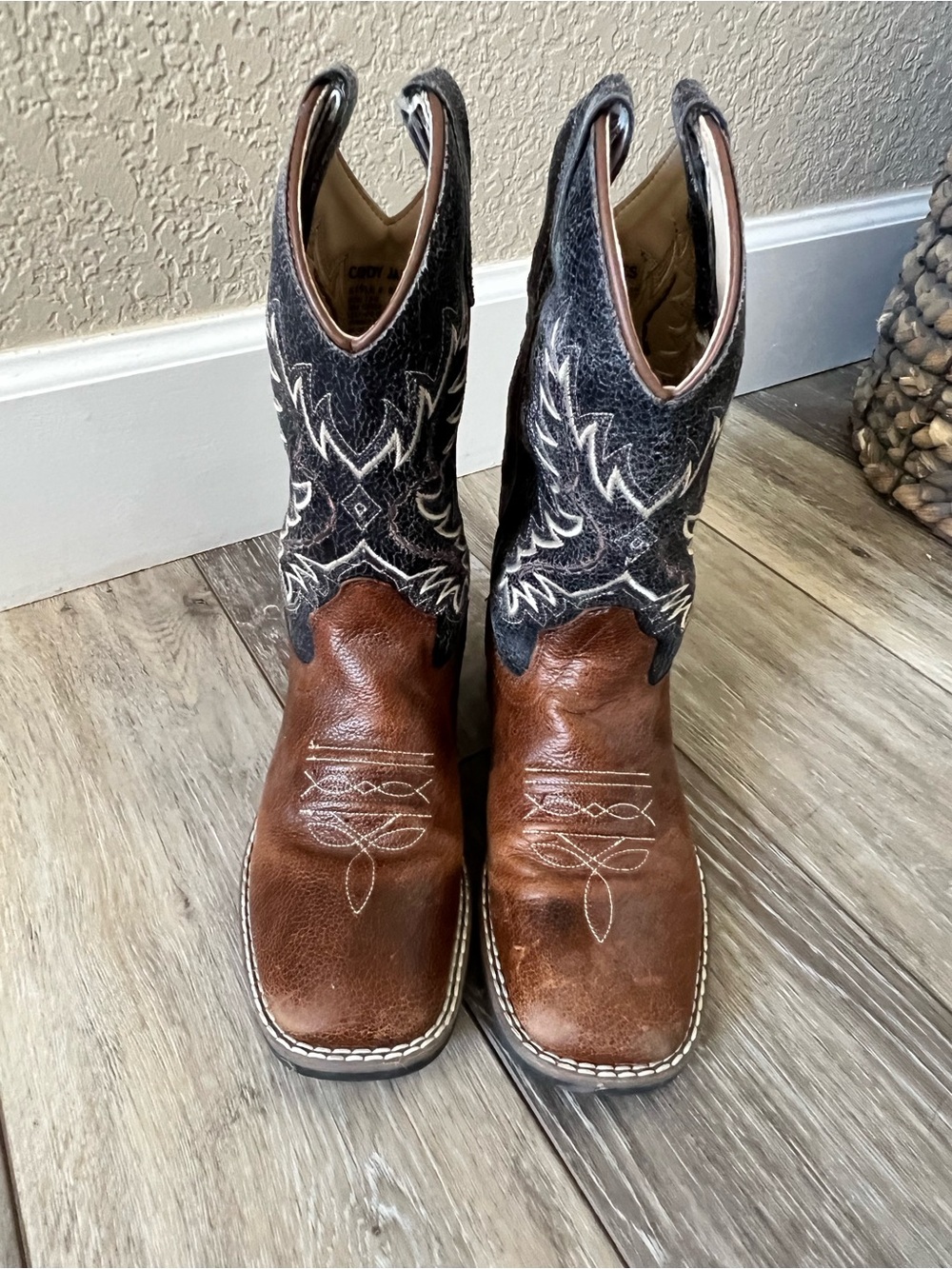Cody James Boys Ryder Western Boots Size 1